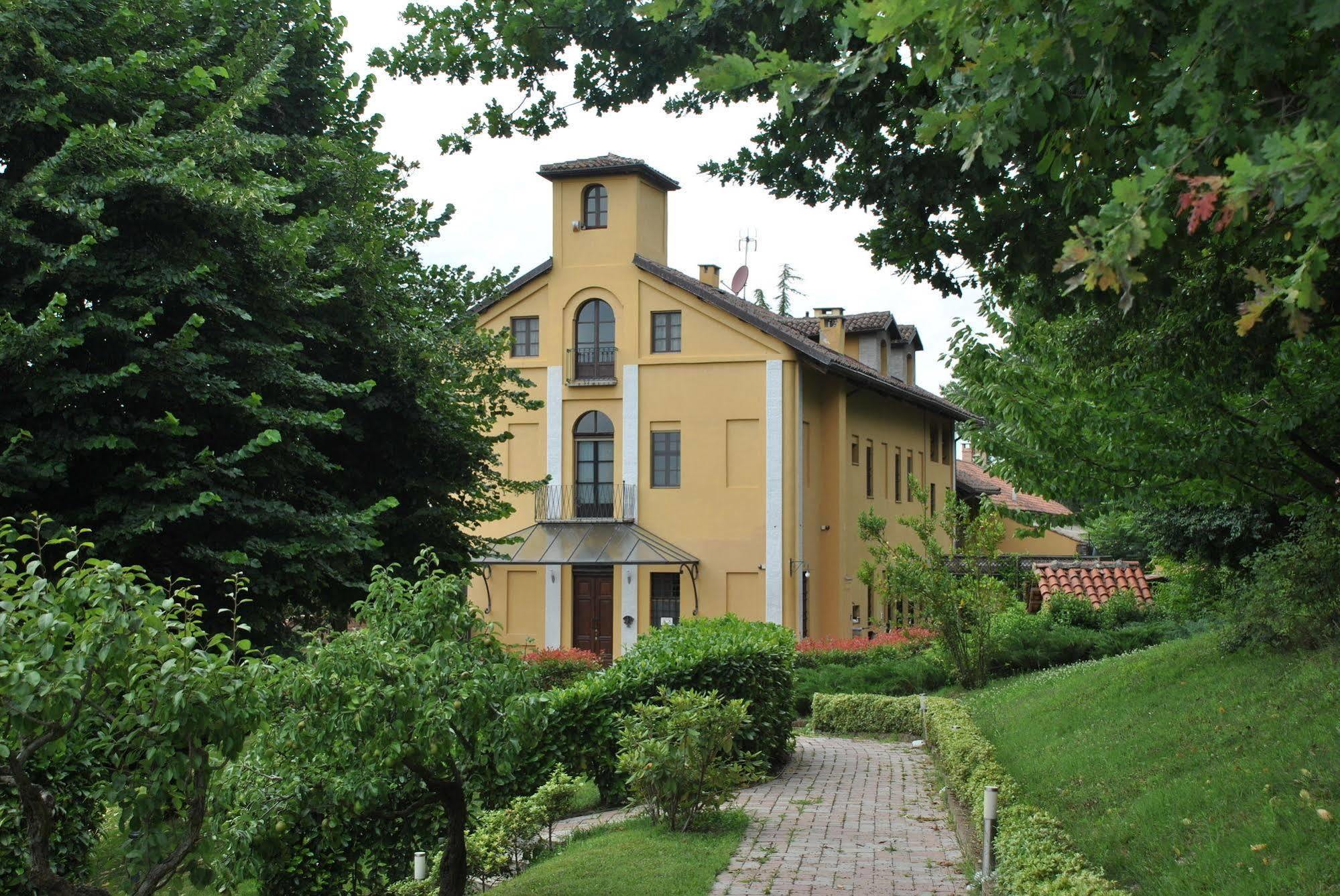 Hotel Casa Dei Frati Asti Exterior foto